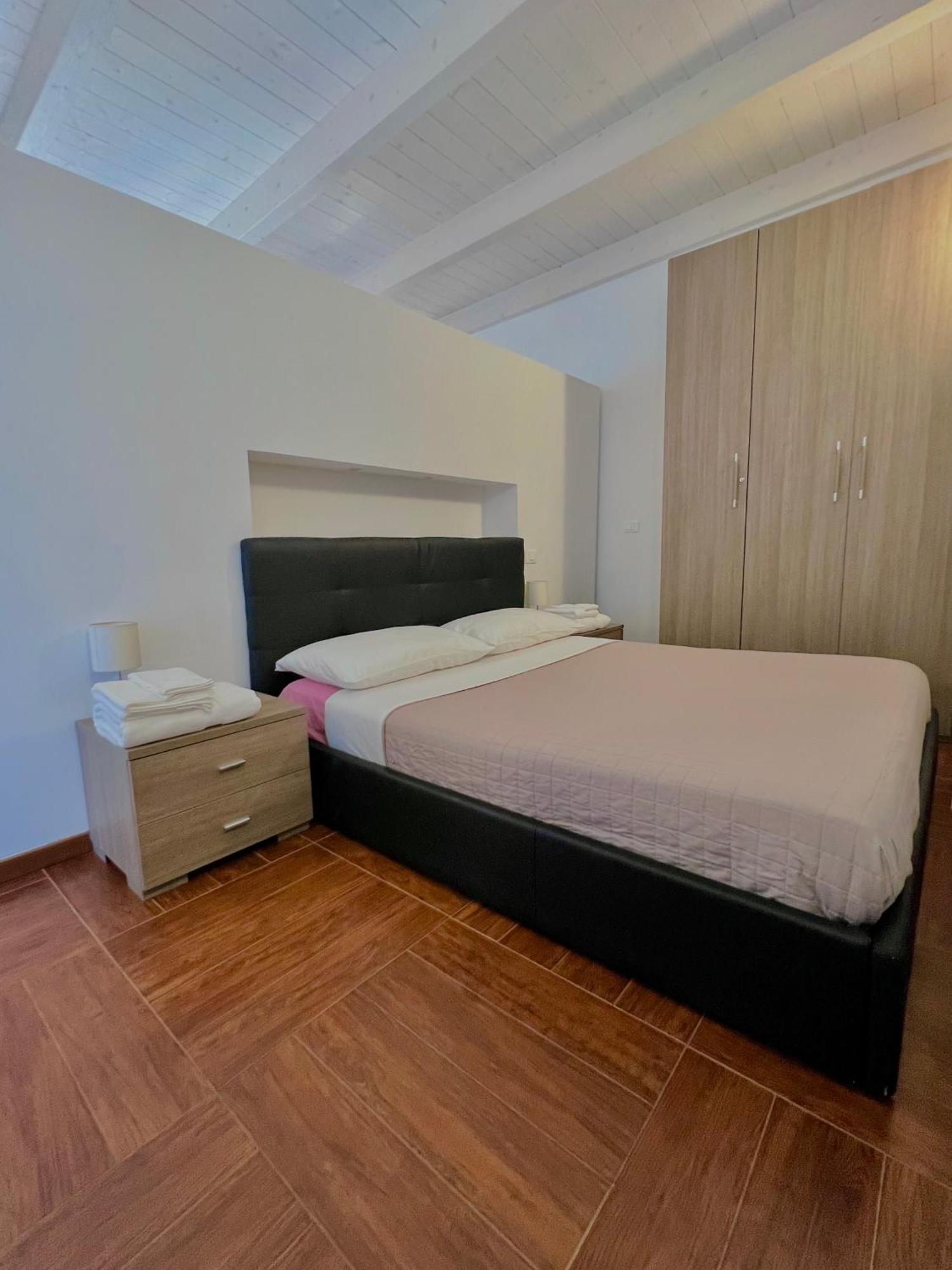 Alba Suite-Rome Airport Fco-Fronte Mare Фиумичино Екстериор снимка